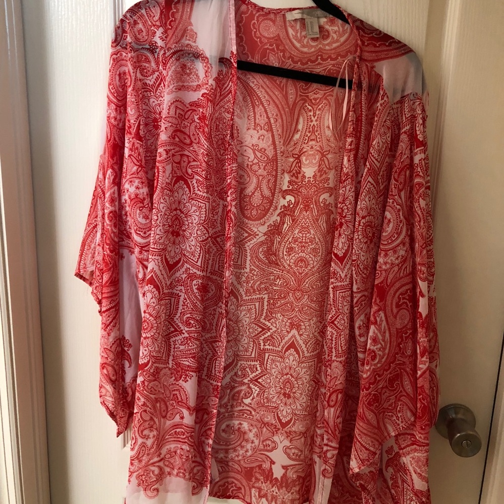 Red and white kimono